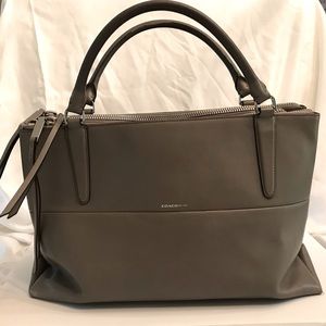 Coach handbag in gray.